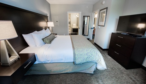 Suite, 2 Bedrooms, Kitchen