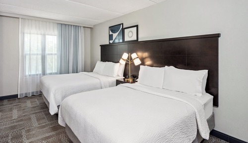 Suite, 2 Bedrooms (Roll In Shwr)