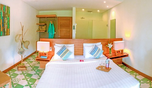 Deluxe Suite