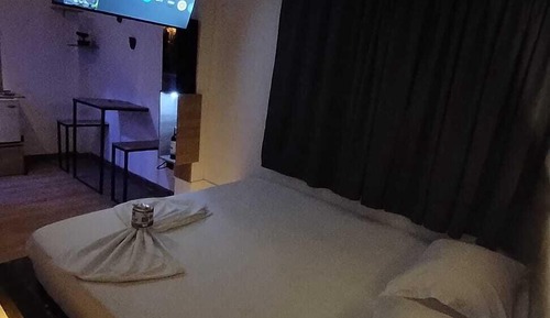 Exclusive Studio Suite