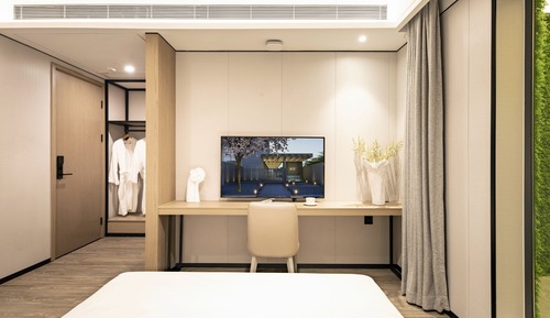 Superior Double Room, no window
