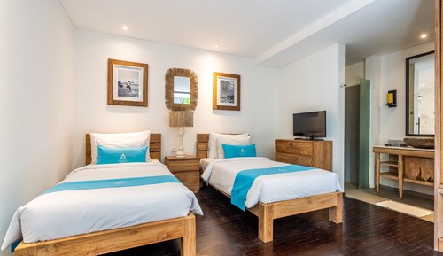 Comfort Villa, 2 Bedrooms, 2 Bathrooms, Pool View