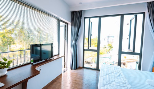 Deluxe Double Room, 1 Queen Bed, Balcony, Garden View