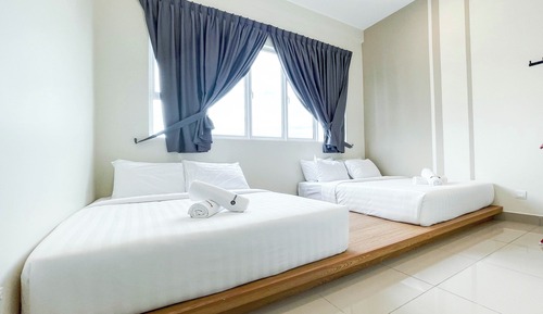 Standard Apartment, 2 Bedrooms, Pool Access, City View