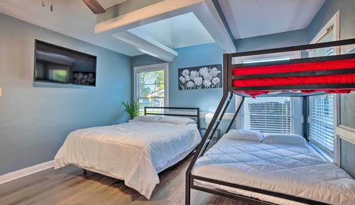 House (4 Bedrooms)