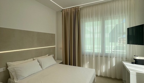 Exclusive Room