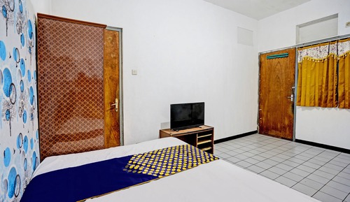 Basic Single Room