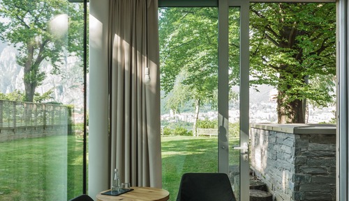 Room Lake View