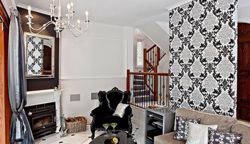 The Castle on Tamborine Single Night Stay