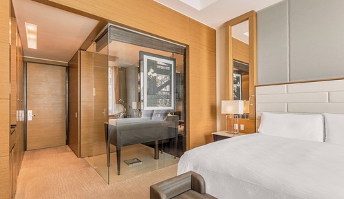 Deluxe Room, 1 King Bed