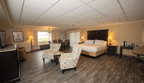 Executive Suite, 1 King Bed, Non Smoking