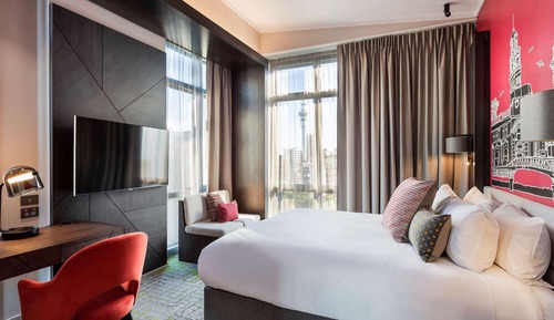 Deluxe Room, Balcony (High Floor)