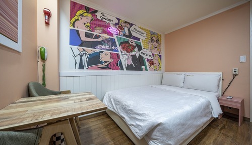 Room (Standard Room (OTT))