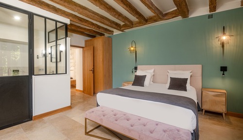 Standard Suite