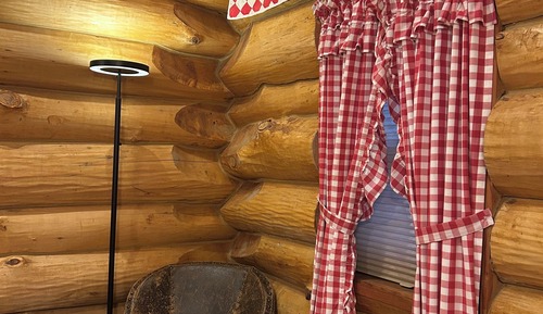 Luxury Cabin, 2 Bedrooms, Jetted Tub, Garden View (01 Paul Bunyan Cabin)