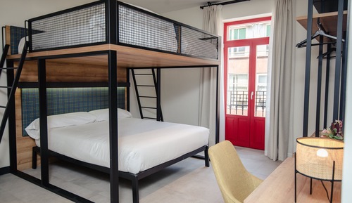Premium Quadruple Room