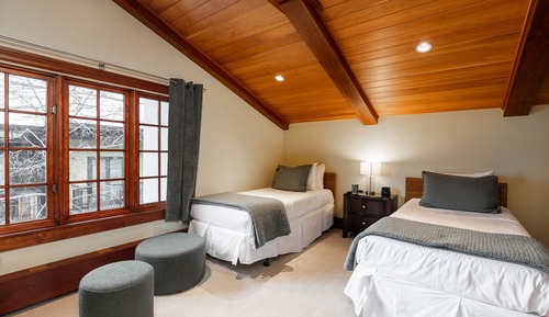 Luxury Condo #368