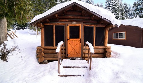Traditional Cabin, 2 Double Beds, Shared Bathroom