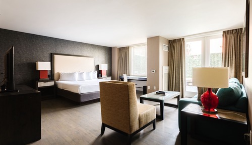 King Studio Apartment