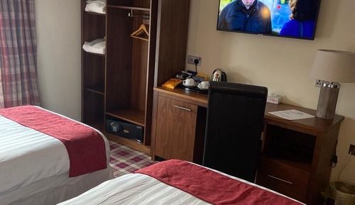Deluxe Twin Room