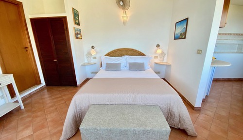 Junior Studio Suite