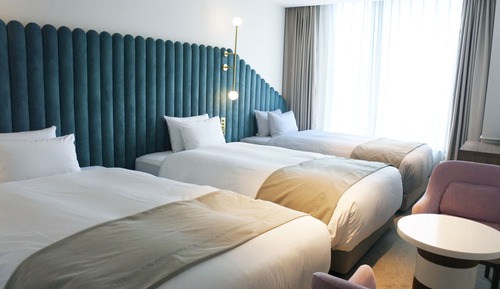 Superior Room, 3 beds, City View, Non Smoking