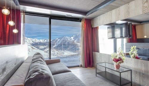 Executive Suite, Terrace