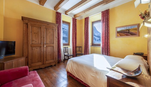 Superior Triple Room