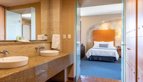 Premium Room, 1 King Bed