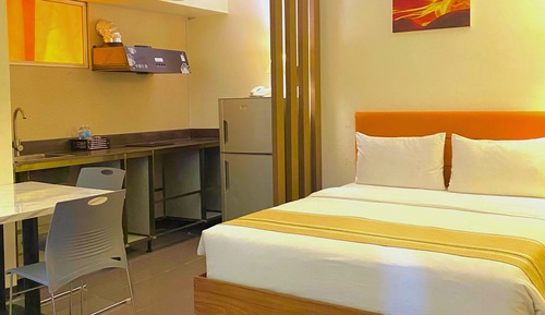 Deluxe Apartment