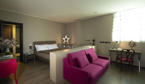 Suite (Skyline)