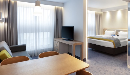 Suite, 1 Queen Bed