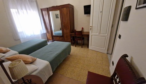 Basic Double or Twin Room, 2 Twin Beds