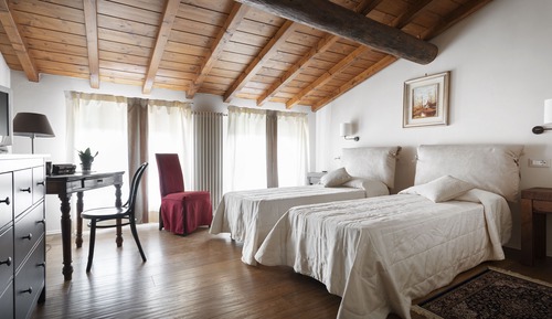 Classic Double or Twin Room