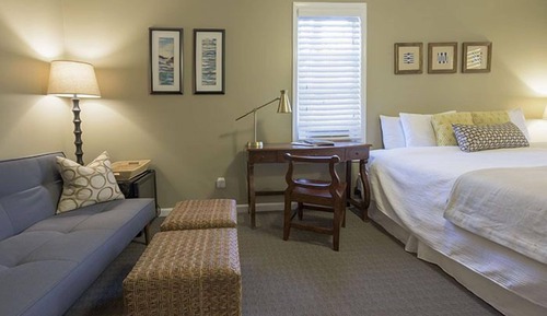 Room (31)