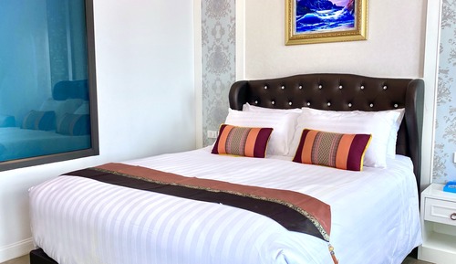 Superior Queen Room