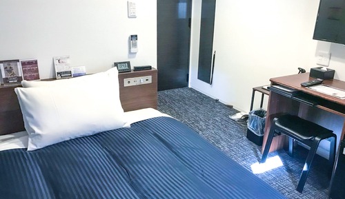 Single Room, Smoking (Dog Friendly)