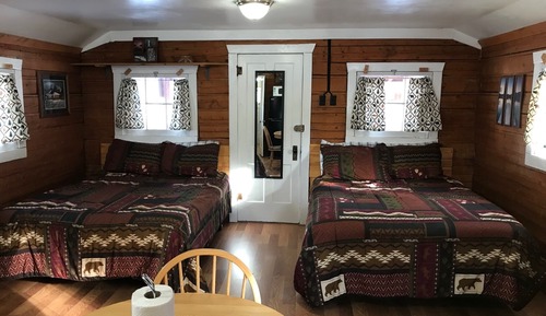Traditional Cabin (8)