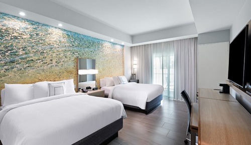Room, 2 Queen Beds, Non Smoking, No View (Balcony)