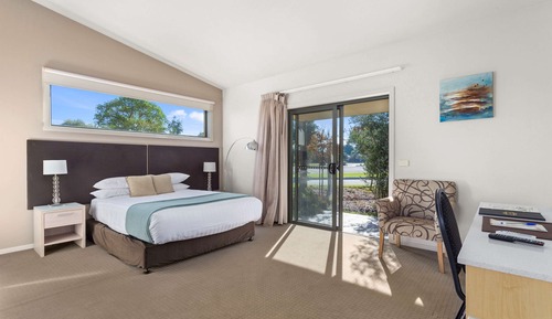 Suite, 1 Queen Bed, Accessible, Non Smoking