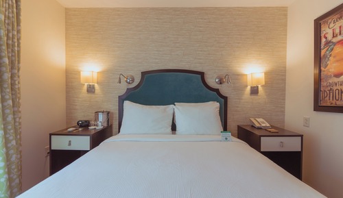 Room, 1 Queen Bed, Accessible, Non Smoking (Hearing & Rollin Shower)