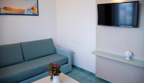 Suite (Tripla)