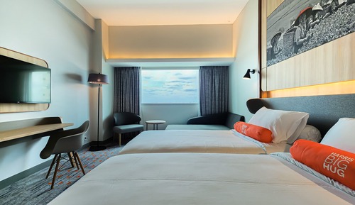 HARRIS Room - Signature Package (Stay & Eat Package) for 1
