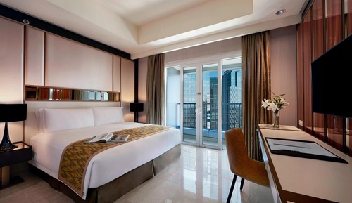 Executive Room, 1 Bedroom, Non Smoking, City View (Balcony)