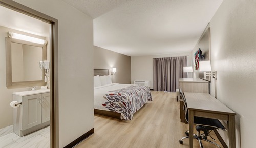 Standard Room, 1 King Bed, Non Smoking