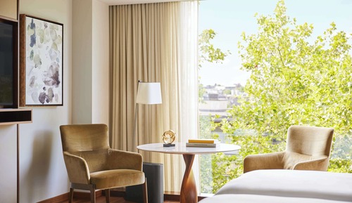Room, 1 King Bed (High Floor)