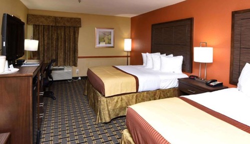 Standard Room, 2 Queen Beds, Non Smoking, Microwave