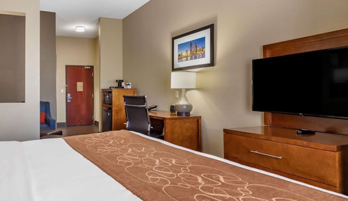 Suite, 1 King Bed with Sofa bed, Accessible, Non Smoking