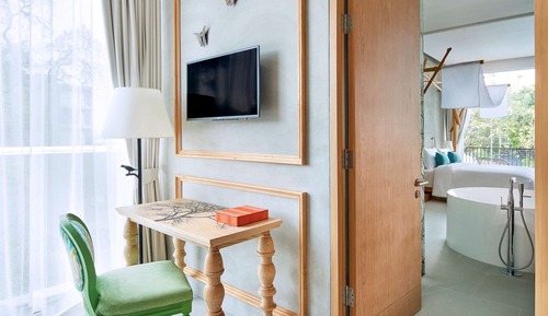 Family Suite, Multiple Beds, Pool View