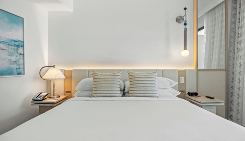 Deluxe Suite, 1 Bedroom, City View
